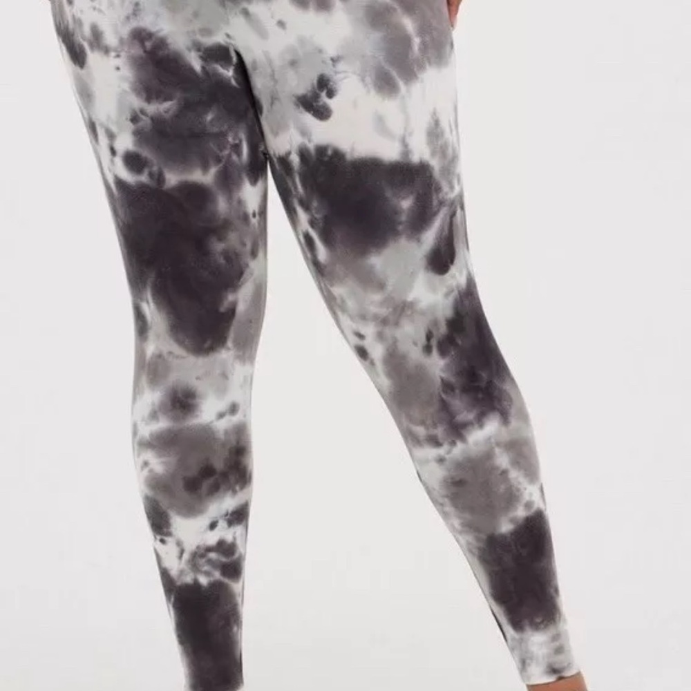 Tie-Dye Leggings